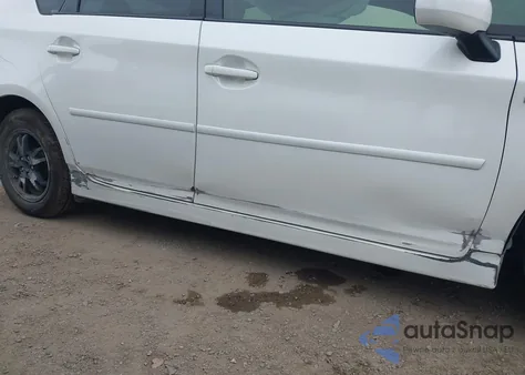 2013 Toyota Prius Three from USA, damaged, VIN JTDKN3DU8D5554582